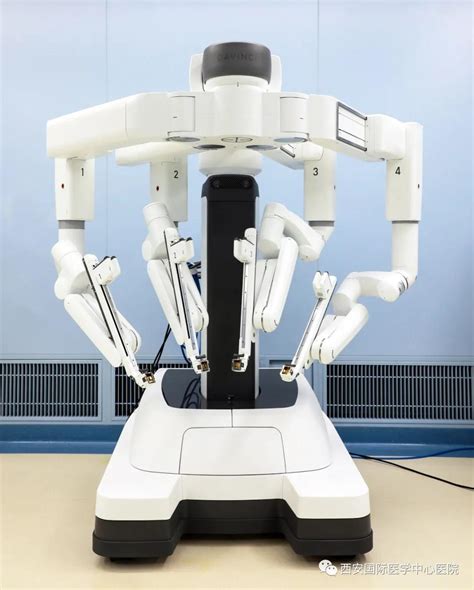 手术机器人 的图像结果.大小：151 x 175。 资料来源：www.imc-xa.cn